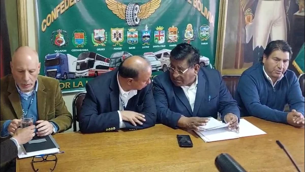 PASAJES INTERDEPARTAMENTALES:  ATT SUBE A 21% LA OFERTA AL TRANSPORTE PARA AUMENTAR LAS TARIFAS Y REANUDAR DIÁLOGO