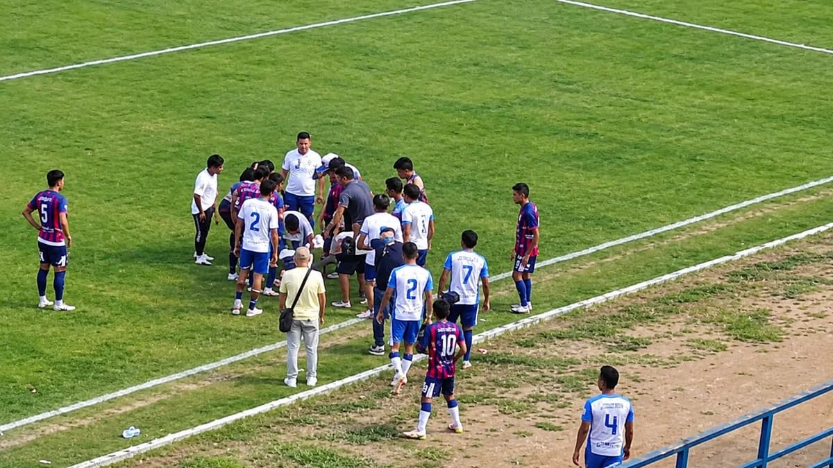 CARANAVI: FUTBOLISTA  DESVANECE EN PLENO PARTIDO Y FALLECE