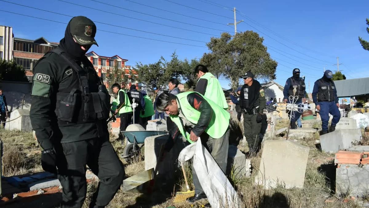 EL ALTO:  INFRACTORES LIMPIAN CEMENTERIOS TRAS BEBER EN HORARIOS NO PERMITIDOS