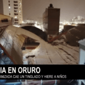 TRAGEDIA EN ORURO: GRANIZADA PROVOCA CAÍDA DE TINGLADO Y TRES NIÑOS HERIDOS.