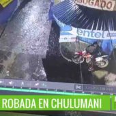 EL GOBIERNO AUTÓNOMO MUNICIPAL DE CHULUMANI COMPARTIÓ UN VIDEO DEL ROBO DE UNA MOTOCICLETA