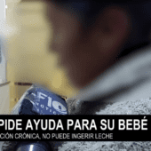 NO PUEDE TOMAR LECHE, SU ENFERMEDAD ES UN MISTERIO. SU MADRE PIDE AYUDA DE UN ESPECIALISTA.