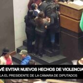 NUEVOS BOCHORNOS EN CÁMARA DE DIPUTADOS, EVISTAS INTENTAN IMPEDIR SESIÓN PRESIDIDA POR OMAR YUJRA.