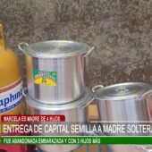 Entregan insumos a emprendedora para iniciar su negocio