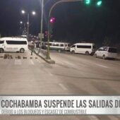 Escasez de combustible obliga a suspender rutas de buses en Cochabamba