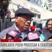 Jubilados critican gestión económica del gobierno anterior y exigen auditoría