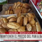 Pan de batalla escasea en el Mercado Satélite de El Alto
